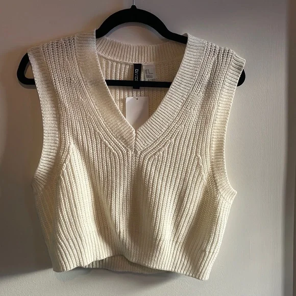H&M cropped sweater vest - Picture 1 of 1